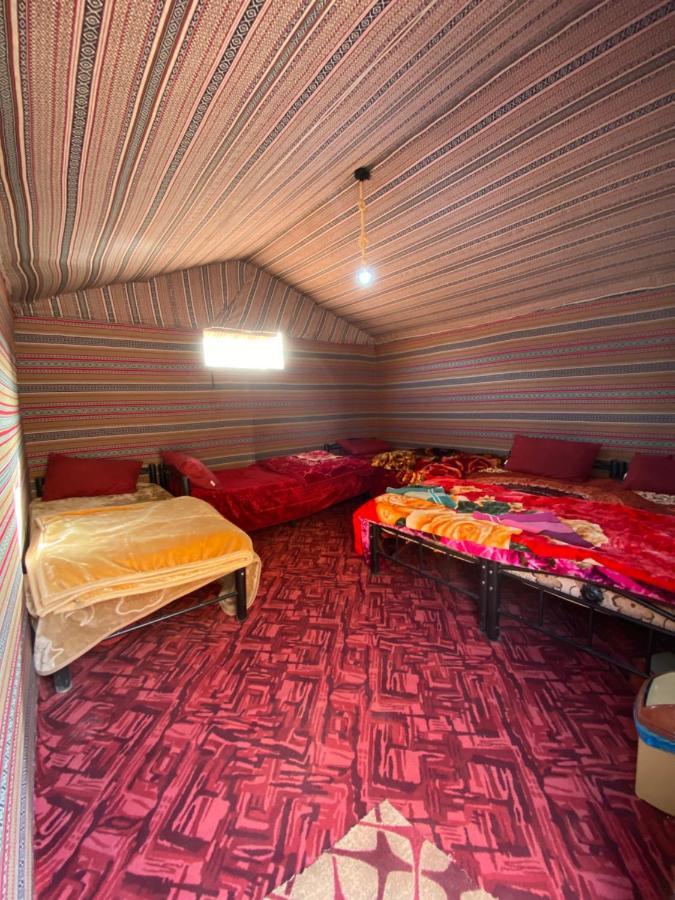 Wadi Rum Bedouin Heart Camp エクステリア 写真