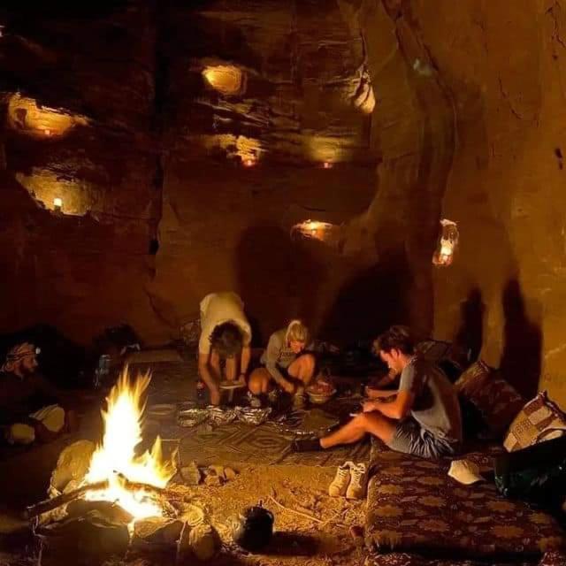 Wadi Rum Bedouin Heart Camp エクステリア 写真