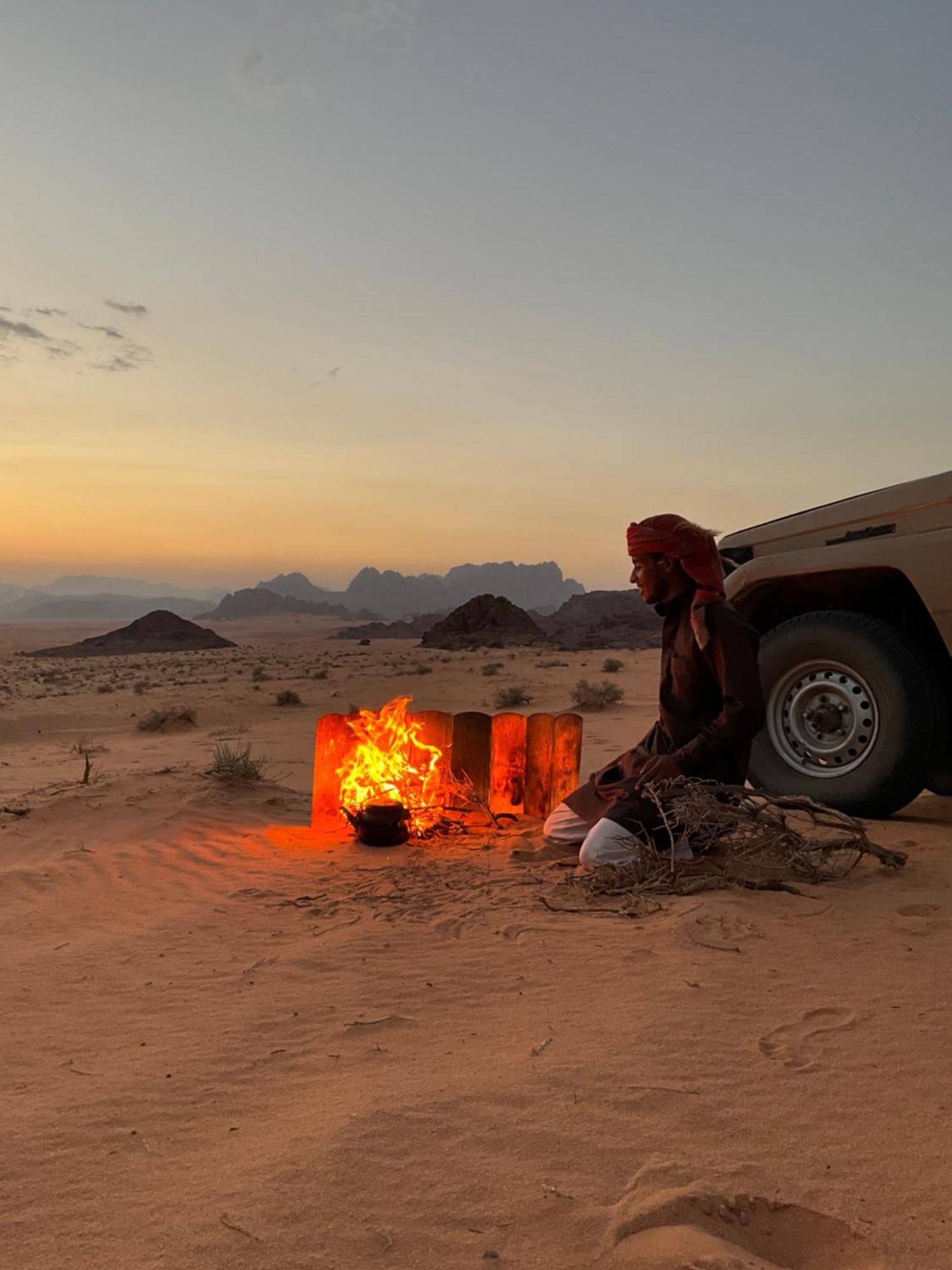 Wadi Rum Bedouin Heart Camp エクステリア 写真